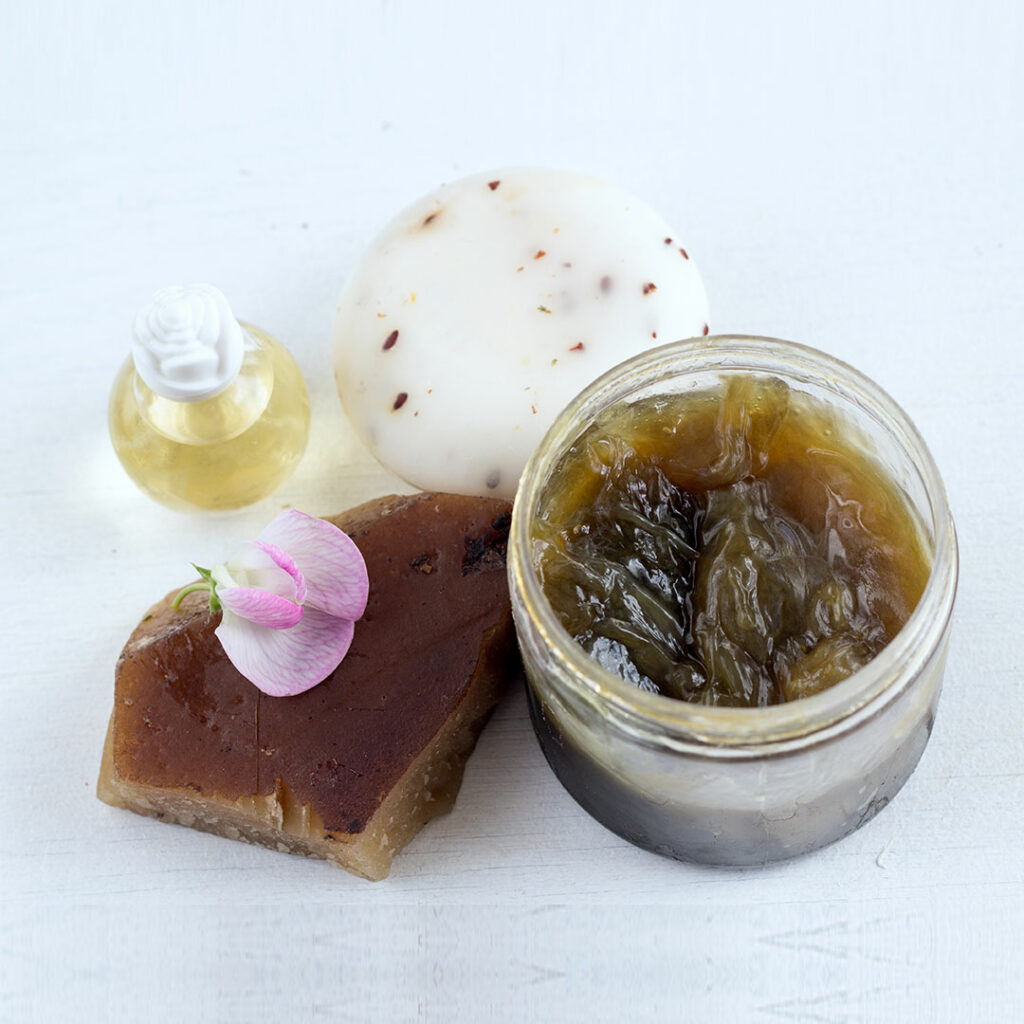 bazar-majorelle-categorie-cosmetique-beaute-s-categorie-savons-sq